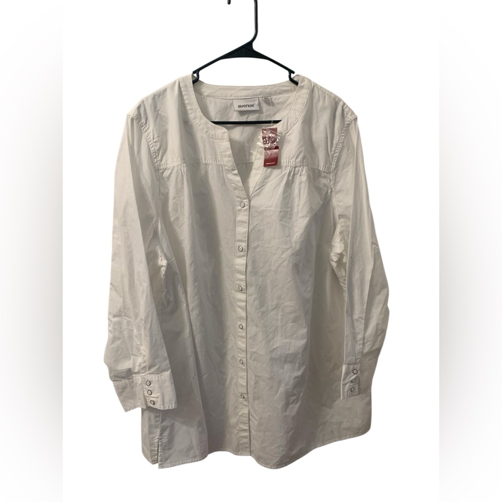 Avenue Classic White Shirt Size 26/28